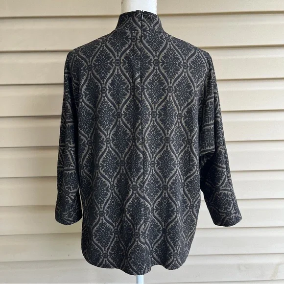 •Bobeau• Brocade Pattern Mock Neck Top - Size Large - Picture 5 of 9